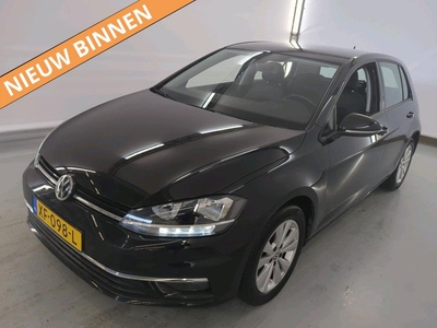 Volkswagen Golf 1.0 TSI Comfortline Business [ADAPTIVE CRUISE, APPLE CARPLAY, NAVIGATIE, STOELVERWARMING, CLIMATE, NIEUWSTAAT]