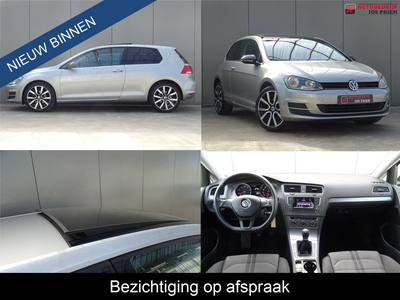 Volkswagen Golf 1.2 TSI Trendline * PANORAMADAK * VERW, STOELEN !!