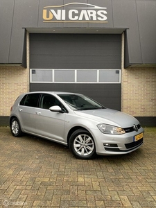 Volkswagen Golf 1.6 TDI Highline|Multimedia|NAP|PDC|