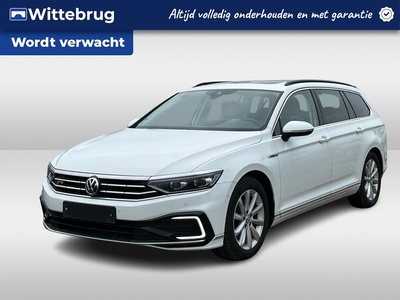 Volkswagen Passat Variant 1.4 TSI PHEV GTE DSG Automaat Panoramadak / Lederen interieur / Trekhaak / Navigatie / LED+ verlichting