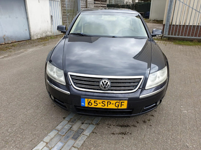 Volkswagen Phaeton 4.2 V8 4p.