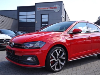 Volkswagen POLO 2.0 TSI GTI | Panorama | Candy Red | Luxe interieur | Navigatie touchscreen | LED koplampen | 5 deurs | NAP