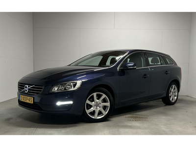 Volvo V60 Momentum Climate Cruise Navi Parkeersensoren NAP