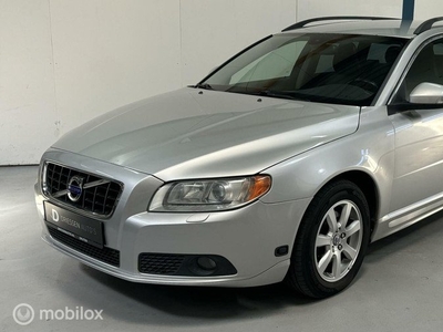 Volvo V70 2.0F Momentum AUTOMAAT