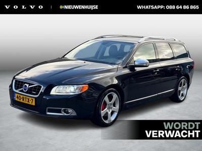 Volvo V70 2.0T R-Edition | Afneembare trekhaak | Regensensor | Navigatie | Dakrails | Lederen bekleding | 18