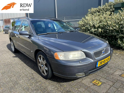 Volvo V70 2.4 D5 AUT *CLIMA *CRUISE *LEATHER HEAT SEATS