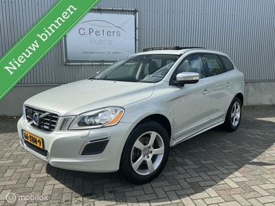 Volvo XC60 VERKOCHT 2.0 T5 R-Design 2012 / Panoramadak / Xenon / Adaptief cruisecontrol / Trekhaak / Dealeronderhouden NAP