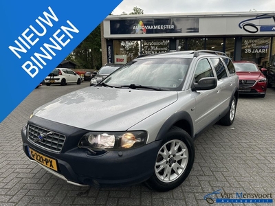 Volvo XC70 2.5T Automaat +/-250PK AWD Momentum Leder|Xenon|Schfdak|Trekhaak