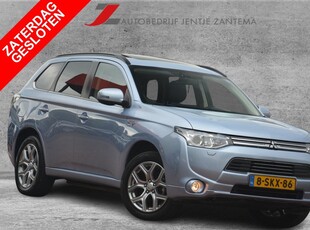 Mitsubishi Outlander 2.0 PHEV Instyle | Navigatie | Schuif-kanteldak | Xenon | Camera | Clima | Trekhaak!! | NL auto |