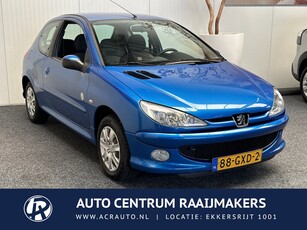 Peugeot 206 1.4 Génération CRUISE CONTROL AIRCO RADIO/CD ELEKTRISCHE RAMEN VOOR MISTLAMPEN VOOR TREKHAAK ZEER MOOI !! LOCATIE 1001