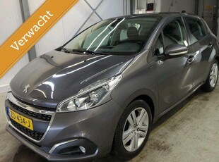 Peugeot 208 1.2 Signature | Navi | Airco |