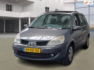 Renault Grand Scénic 2.0-16V Line 7p. PANO NAVI PSENSOR 2 X SLEUTELS