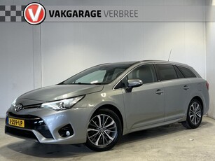 Toyota Avensis Touring Sports 1.8 VVT-i Volcano Edition | Navigatie | LM Velgen 17