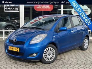 Toyota Yaris 1.3 VVTi Aspiration | 37700KM Uniek lage KM! | Navigatie | Climate Control