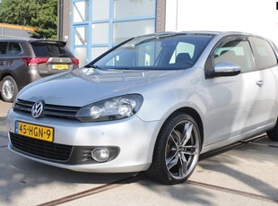 Volkswagen Golf 1.4 TSI Highline Automaat / Airco / Elec ramen / Cruise control / Parkeer sensoren / Distributie riemvervangen