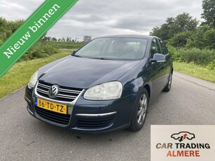 Volkswagen Jetta 1.6 Trendline 2006 APK 3/25 AC NAVI CRUISE