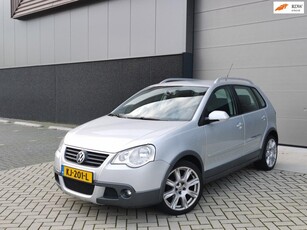 Volkswagen Polo 1.4-16V Cross 5DR. Airco ijskoud!! 17'' Velgen!!