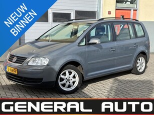 Volkswagen Touran 1.6-16V FSI Trendline, 7p.