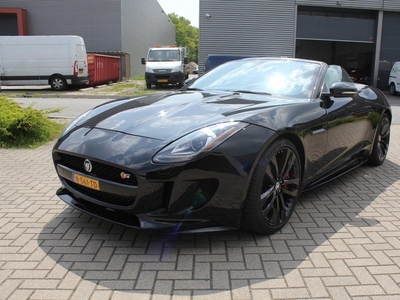 Jaguar F-TYPE 5.0 V8 R Convertible