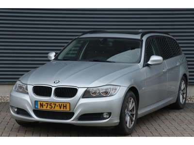 BMW 3-serie Touring 320d Luxury Line | PANO - NAVI - AUT