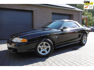 Ford MUSTANG CONVERTIBLE 3.8 CABRIO 1995