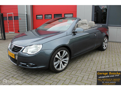 Volkswagen Eos 2.0-16v FSI Cabrio , Nieuwe APK , Leer .