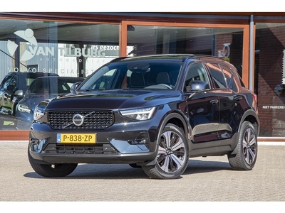 VOLVO XC40 1.5 T4 RECHARGE ULTIMATE DARK