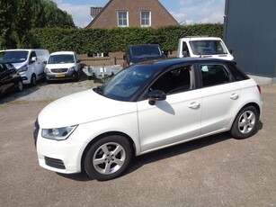 Audi A1 Sportback 1.0 TFSI Design Pro Line Navigatie, PDC