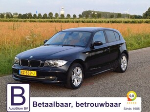 BMW 1-serie 116i Introduction Nette Auto ! Goed