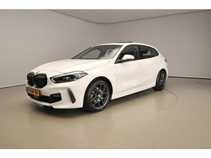 BMW 1 Serie 5-deurs 118i M-Sportpakket LED Leder