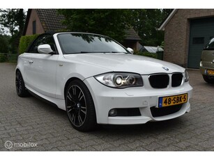 BMW 1-serie Cabrio 118i High Executive M Sportpakket