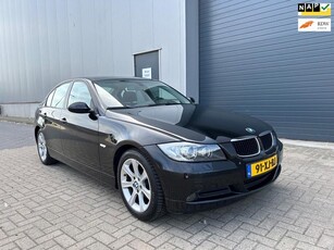 BMW 3-serie 318i High EXE AUT NAVI XENON NAP 1EIG