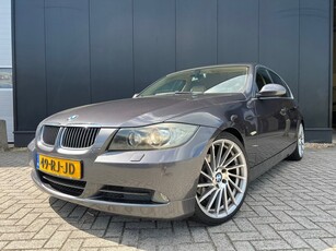 BMW 3-serie 325i 6Cil OrgNl/Leder/Navi/19'Lmv/Stlverw