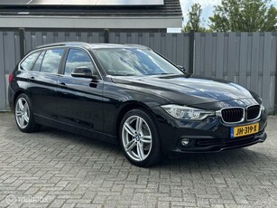 BMW 3-serie Touring 318i Centennial High Executive