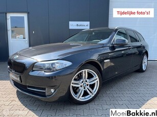 BMW 5-serie Touring 520i High Exe. / Leder / Xenon / Trekh.