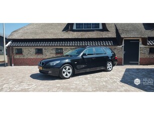 BMW 5-serie Touring 520i Lci E61Automaat PDCLederNL Auto