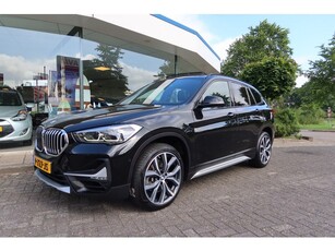 BMW X1 sDrive20i Business Edition Plus LEER I PANORAMA