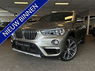 BMW X1 xDrive 20i xLine / Panoramadak / Leer met stoelverw