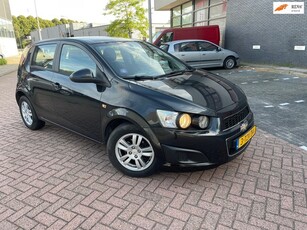 Chevrolet Aveo 1.4 LT CLIMA Stoelverwarming Volledig