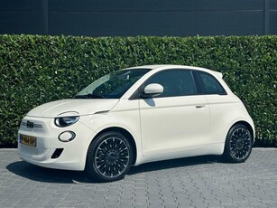 Fiat 500E Passion 42 kWh NIEUWSTAAT, ECC-AIRCO, CARPLAY