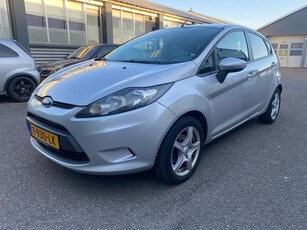 Ford Fiesta 1.25 Ghia 136764 km Airco Trekhaak (bj 2010)