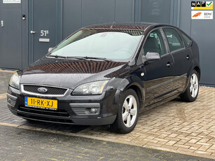 Ford Focus 1.6-16V First Edition | Airco | Elektrische ramen | Bluethooth