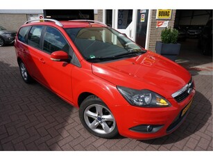 Ford FOCUS Wagon 1.6I Comfort (bj 2011)