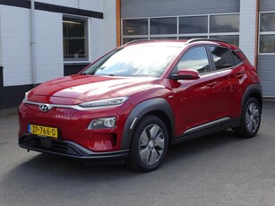 Hyundai KONA EV Premium 64 kWh Automatische airco, lederen