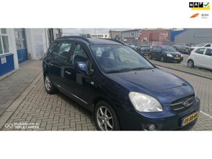 Kia Carens 2.0 CVVT X-ecutive