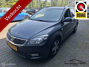 Kia cee'd Sporty Wagon 1.6 Fifteen ISG EXPORT