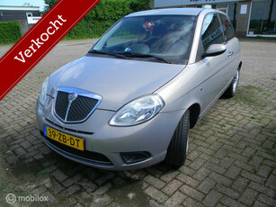 Lancia Ypsilon 1.2 Argento