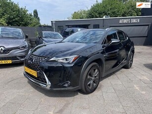 Lexus UX 250h (184pk) Volleder! Trekhaak!