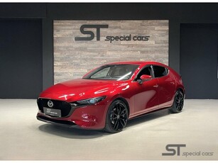 Mazda 3 2.0 e-SkyActiv-X M Hybrid 180 Bose, Matrix LED