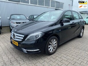 Mercedes-Benz B-klasse 180 Ambition / Navi / Clima / Cruise